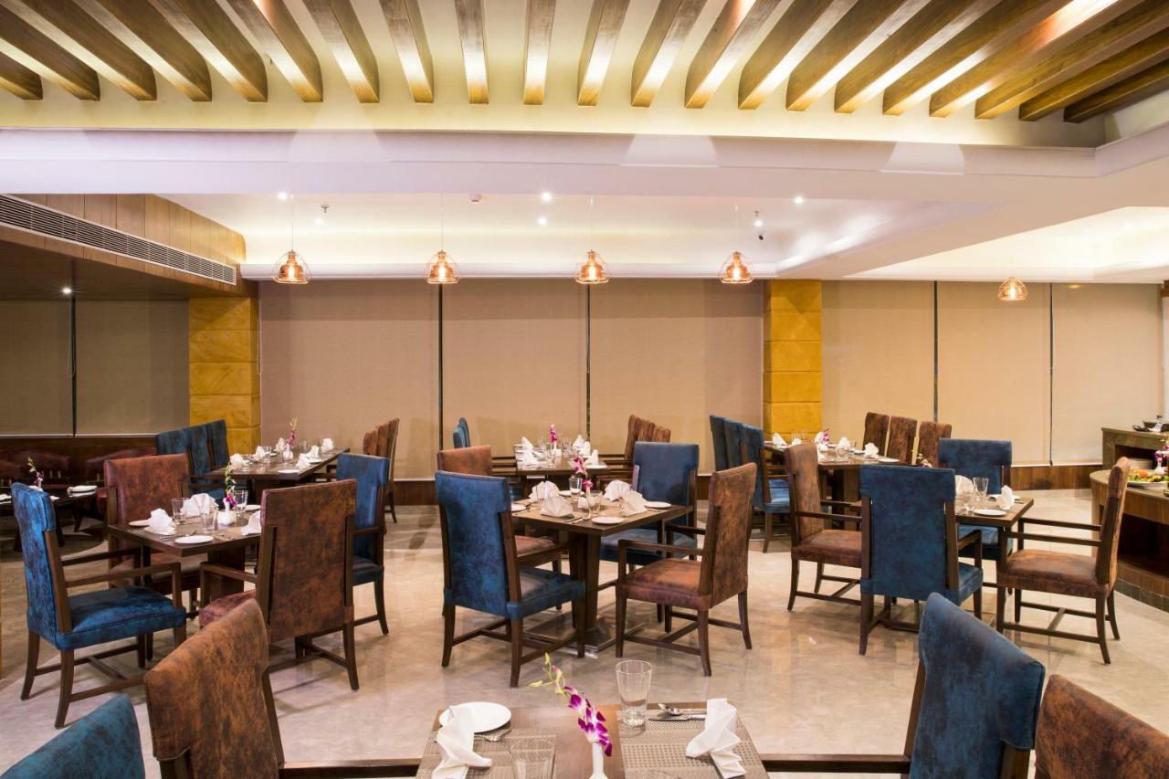 Regenta Central Cassia Zirakpur Chandigarh Exterior photo