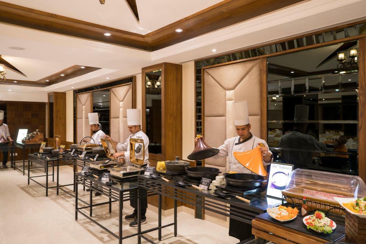 Regenta Central Cassia Zirakpur Chandigarh Exterior photo